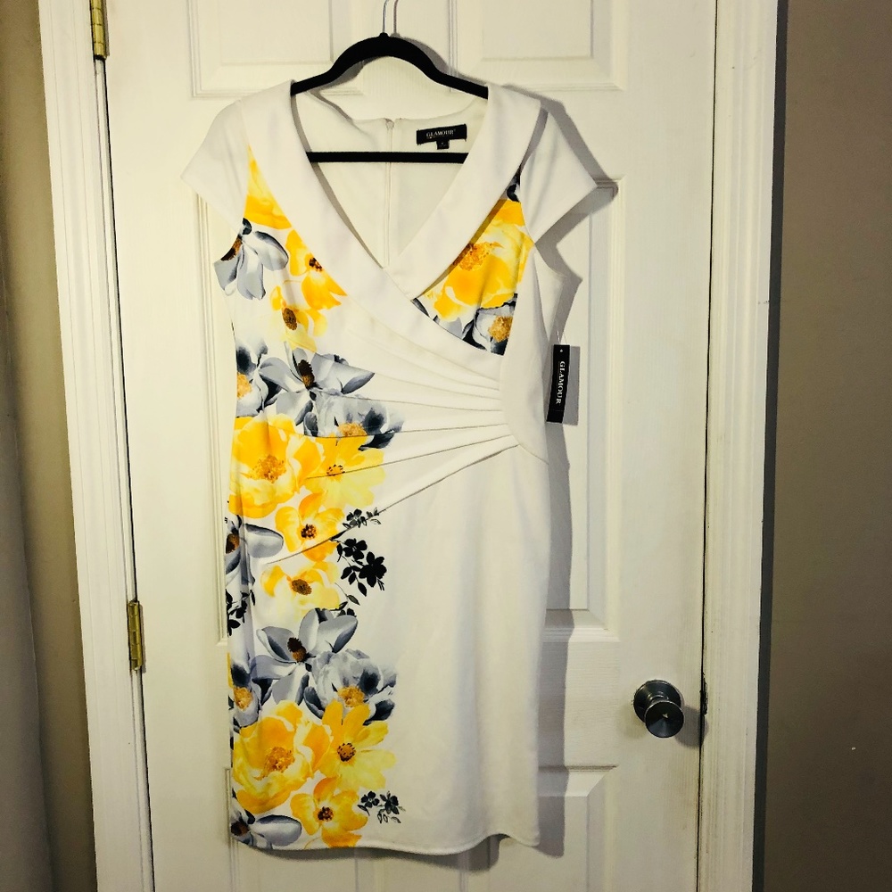 Glamour White Flower Print Dress NWT